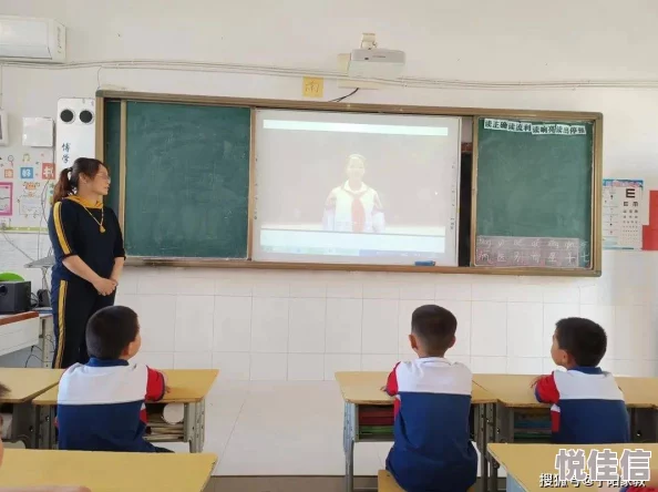 男同桌上课吃我的乳h文，校园内外热议性别平等与青少年心理健康问题，引发广泛关注与讨论